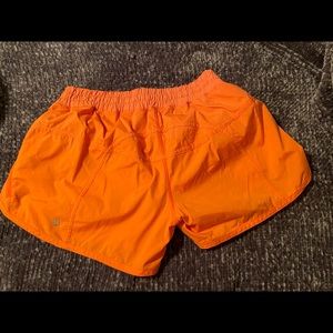 Tracker shorts